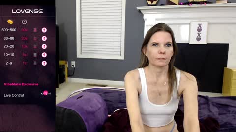 V - Read the bio please thanks. online show from January 2025 11:37:02 PM