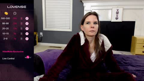 Snapshot of tinyvixxen chatting on January 2025 11:32:01 PM V - Read the bio please thanks. online show from January 2025 11:32:01 PM