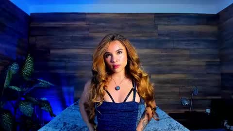 Snapshot of tinyw0nder chatting on October 2025 09:59:01 PM Instagram  tinyw0nder online show from October 2025 09:59:01 PM