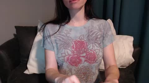 TinyyTina online show from December 2024 01:06:02 PM