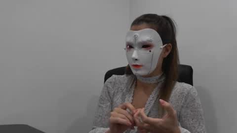 Snapshot of tipsytinkerbell chatting on December 2025 11:10:01 PM Tinks online show from December 2025 11:10:01 PM