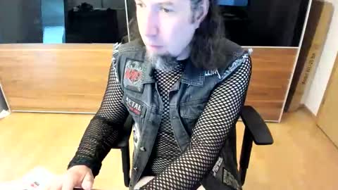 Snapshot of tirolerboy27 chatting on April 2026 08:19:02 AM Tirolerboy27 online show from April 2026 08:19:02 AM