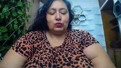 Snapshot of tistmature chatting on December 2025 01:17:04 PM TISTMATURE online show from December 2025 01:17:04 PM