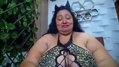 Snapshot of tistmature chatting on December 2025 03:21:02 PM TISTMATURE online show from December 2025 03:21:02 PM