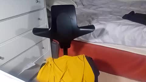 tjgaydaddy online show from April 2026 10:04:01 PM