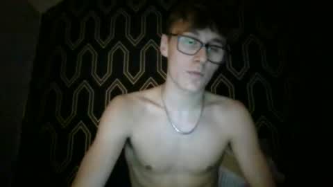 tladuk online show from October 2025 11:27:02 PM