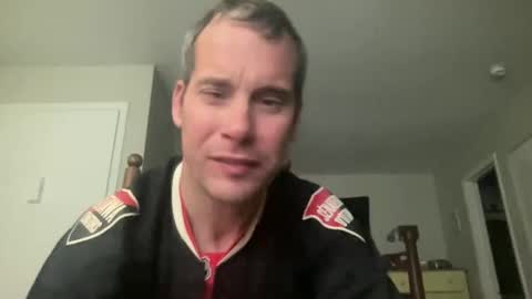 Snapshot of tleigh24 chatting on January 2025 12:20:01 AM tleigh24 online show from January 2025 12:20:01 AM