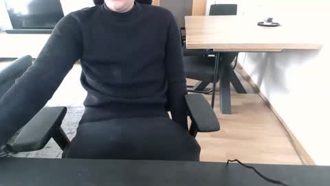 tobisk online show from November 2025 07:32:01 AM