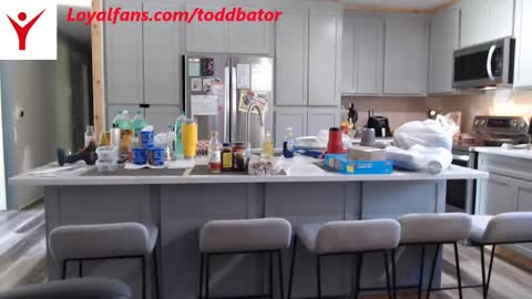 Snapshot of toddbator chatting on May 2026 02:12:01 PM Todd Bator online show from May 2026 02:12:01 PM