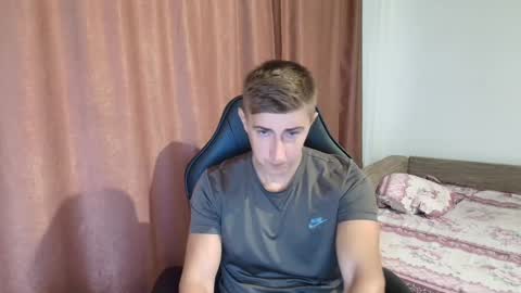 todhorny987 online show from February 2025 06:33:01 AM