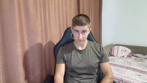 todhorny987 online show from February 2025 06:28:01 AM