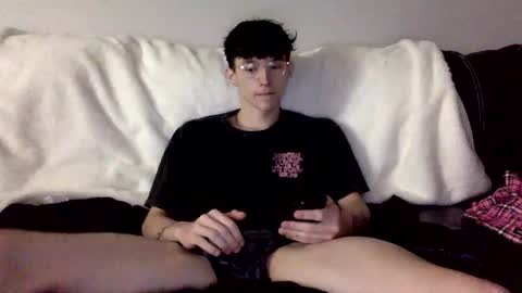 toewaffles online show from May 2026 05:51:01 PM