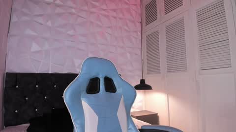 tokio_dl online show from December 2024 02:35:01 AM