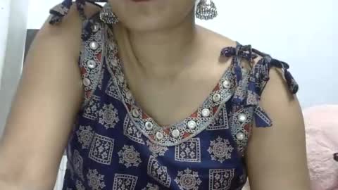 Snapshot of tokyo_indian chatting on May 2026 06:25:01 PM Tokyo online show from May 2026 06:25:01 PM