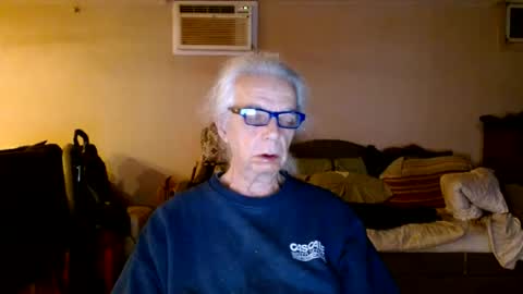 Snapshot of tom112292014 chatting on December 2024 05:06:02 AM tom112292014 online show from December 2024 05:06:02 AM