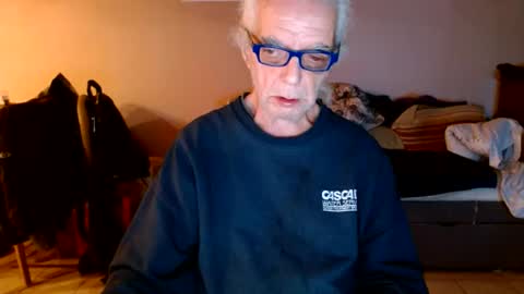 Snapshot of tom112292014 chatting on December 2024 03:06:01 AM tom112292014 online show from December 2024 03:06:01 AM