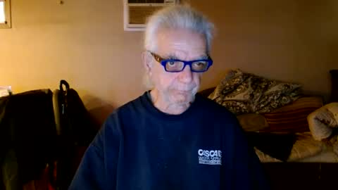Snapshot of tom112292014 chatting on January 2025 02:57:01 PM tom112292014 online show from January 2025 02:57:01 PM