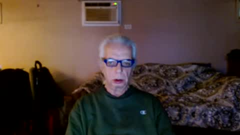 Snapshot of tom112292014 chatting on January 2025 01:46:01 PM tom112292014 online show from January 2025 01:46:01 PM
