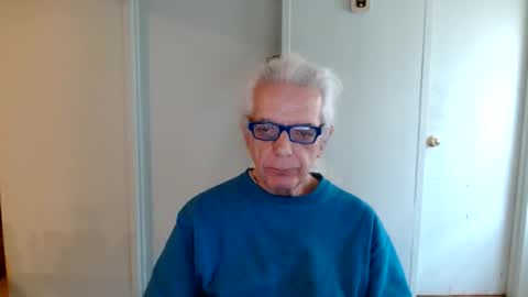 Snapshot of tom112292014 chatting on February 2025 03:49:01 PM tom112292014 online show from February 2025 03:49:01 PM