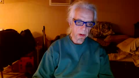 Snapshot of tom112292014 chatting on March 2025 03:22:01 AM tom112292014 online show from March 2025 03:22:01 AM