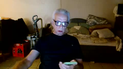 Snapshot of tom112292014 chatting on September 2025 01:55:02 PM tom112292014 online show from September 2025 01:55:02 PM