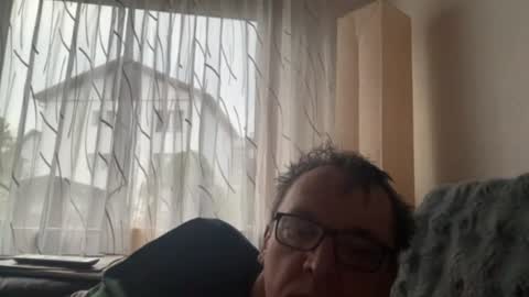 Tom online show from March 2026 06:18:01 AM