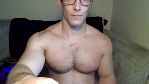 Snapshot of tom90ukx chatting on October 2025 05:19:02 PM tom90ukx online show from October 2025 05:19:02 PM