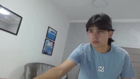 Snapshot of tom_0002 chatting on October 2025 07:53:02 PM tom_0002 online show from October 2025 07:53:02 PM