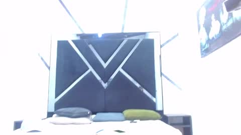 Snapshot of tom_0002 chatting on October 2025 08:33:02 PM tom_0002 online show from October 2025 08:33:02 PM