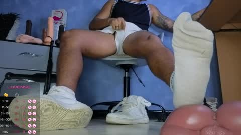 Tom online show from April 2026 12:48:02 AM