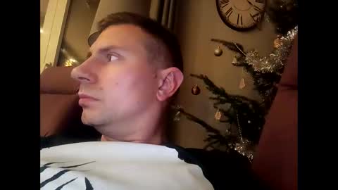 tom_horny84 online show from December 2024 01:20:02 AM