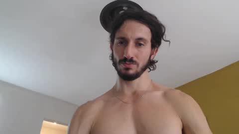 Snapshot of tom_show chatting on February 2025 05:03:02 PM tom_show online show from February 2025 05:03:02 PM