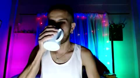 Snapshot of tomas_gerauld chatting on December 2024 03:09:01 AM tomas gerauld. make me happy with 10000 tokens online show from December 2024 03:09:01 AM