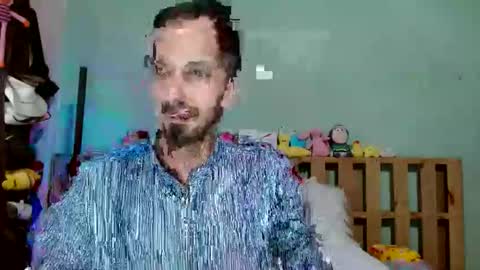 Snapshot of tomas_gerauld chatting on January 2026 10:01:01 PM tomas gerauld. make me happy with 10000 tokens online show from January 2026 10:01:01 PM