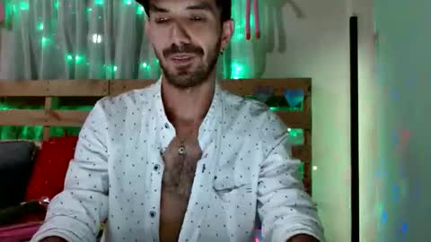 Snapshot of tomas_gerauld chatting on February 2026 06:40:02 AM tomas gerauld. make me happy with 10000 tokens online show from February 2026 06:40:02 AM