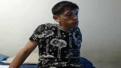 tomas_turbado_ online show from April 2026 07:26:02 AM
