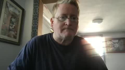 Snapshot of tomascausa chatting on January 2025 06:02:01 PM Hola online show from January 2025 06:02:01 PM