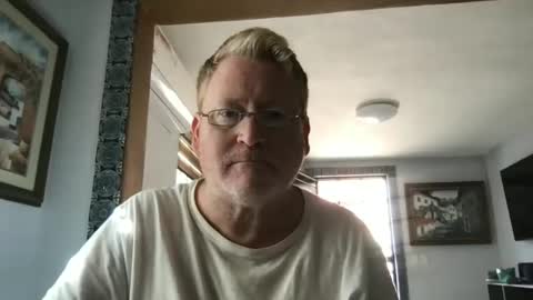 Snapshot of tomascausa chatting on January 2025 09:19:01 PM Hola online show from January 2025 09:19:01 PM