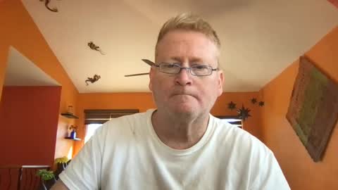 Snapshot of tomascausa chatting on March 2025 04:13:02 PM Hola online show from March 2025 04:13:02 PM