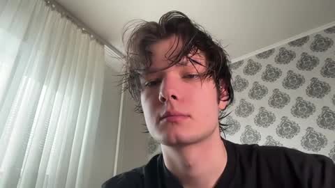 Tomas online show from April 2026 07:06:01 AM