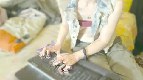 Snapshot of tomboy_titties chatting on February 2025 09:07:02 PM tomboy_titties online show from February 2025 09:07:02 PM