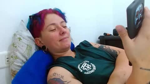 Blue online show from April 2026 06:27:01 PM