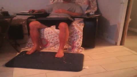 sirmuggsalot online show from November 2025 12:42:01 AM