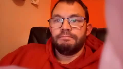 tomlaw1991 online show from October 2025 06:31:02 PM