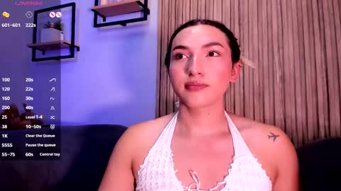 Snapshot of tomlondon_ chatting on March 2026 04:59:01 PM online show from March 2026 04:59:01 PM