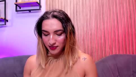 Snapshot of tomlondon_ chatting on May 2026 12:22:02 PM online show from May 2026 12:22:02 PM