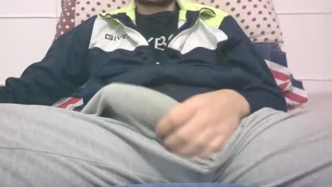 tommaso9046 online show from December 2024 05:11:01 PM