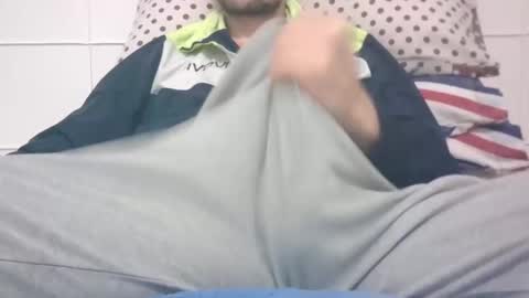 tommaso9046 online show from March 2025 06:00:01 PM