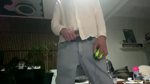 tommit84 online show from March 2025 02:30:02 AM