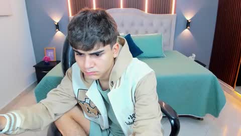 Tommy  online show from February 2026 03:36:02 AM